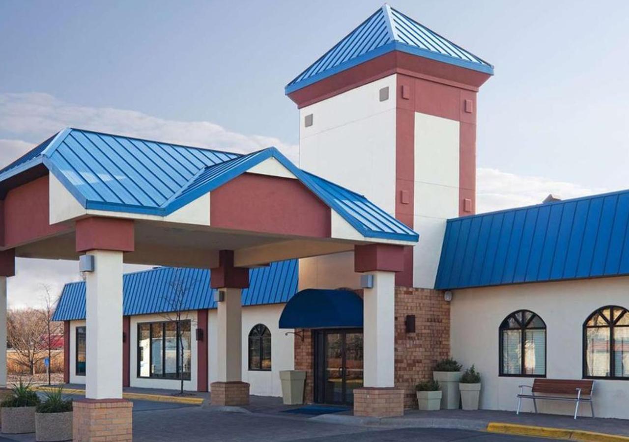 Norwood Inn & Suites Eagan St Paul & Mall Of America المظهر الخارجي الصورة